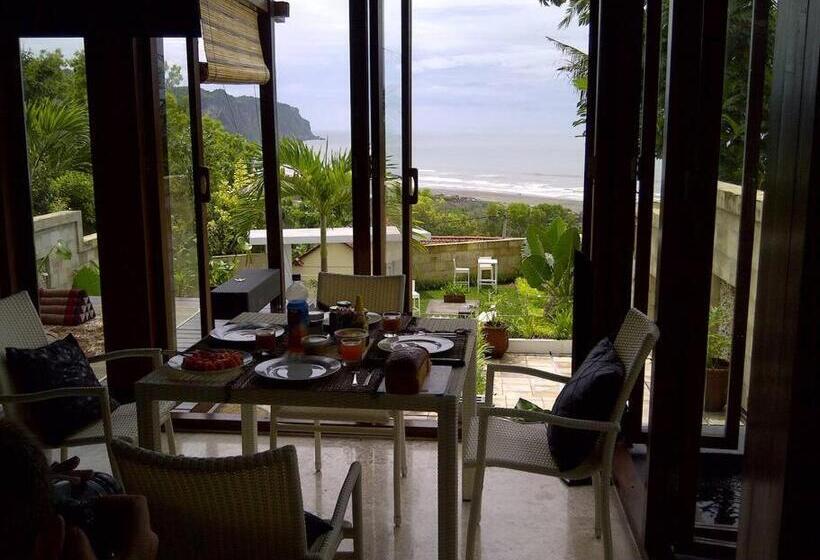 پانسیون Villa Alcheringa Yogyakarta