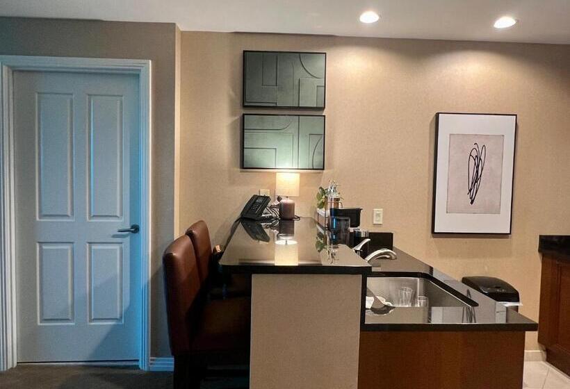 Blu Cashmere Premium Suite : Mgm Signature