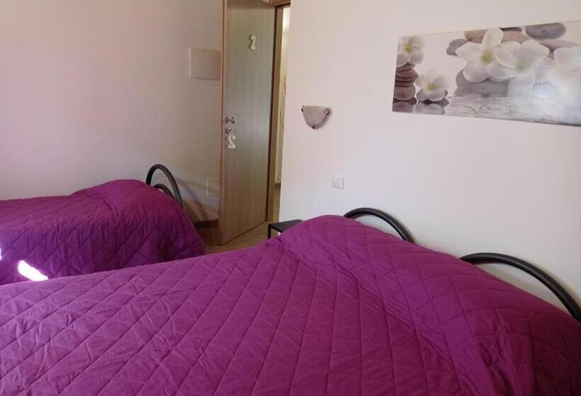 Отель Affittacamere Ristorante Guaita Sant Eutizio