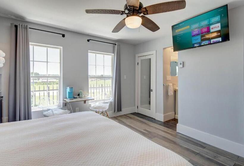 هتل Eagle’s Landing Lodge