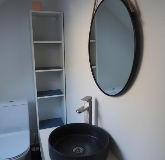 فندق Lake Residence