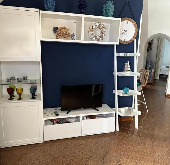 膳宿费 Bungalow “una Rotonda Sul Mare “