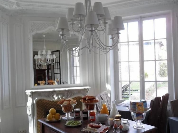 住宿加早餐  Chateau Les 4 Saisons