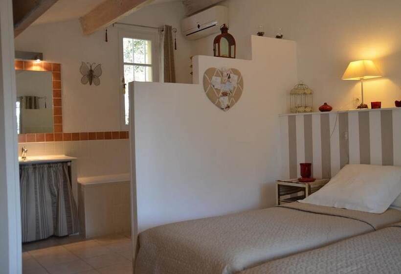 مبيت وإفطار La Maison Des Chênes