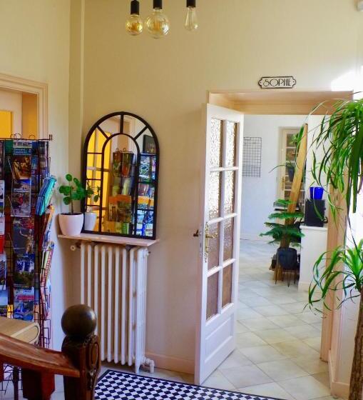 مبيت وإفطار Le Clos Des Fées