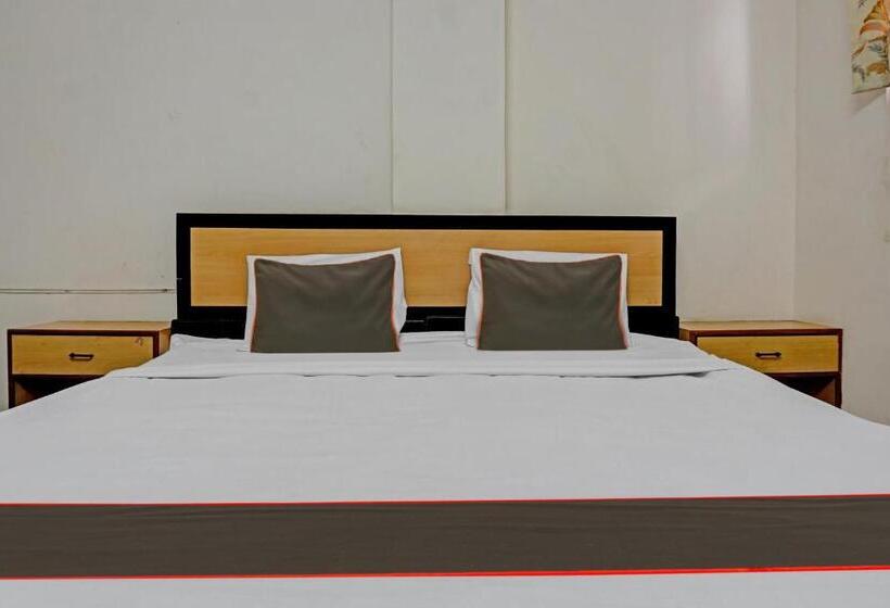בית מלון כפרי Thakkar Lodge
