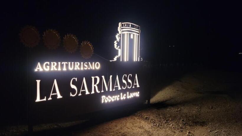 Отель La Sarmassa