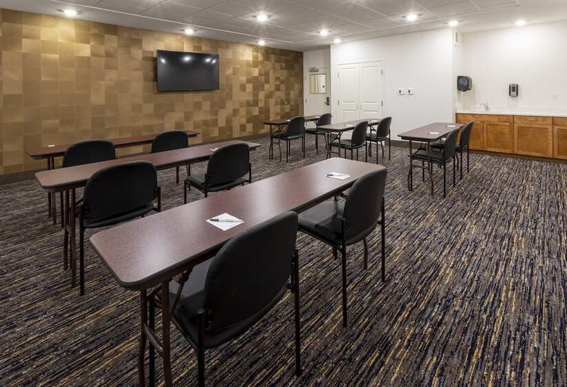 Grandstay Hotel & Suites Algona