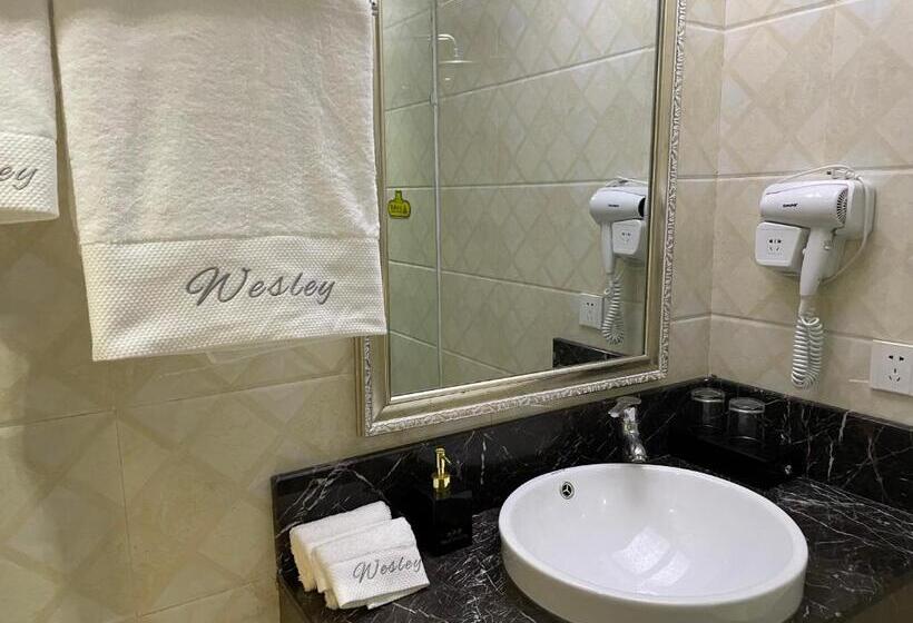 Pension (Hôtel basse catégorie) Wesley Rosegarden 庐山卫斯里玫瑰园别墅