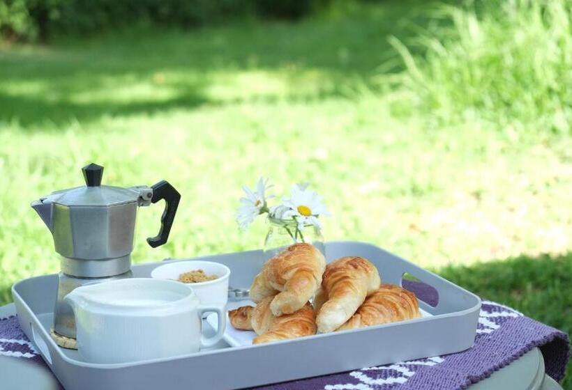 210 Casa De Huéspedes