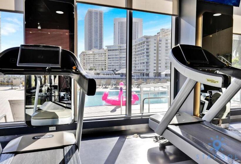 فندق صغير Upper Studio   Balcony   Pool   Gym   Near Beach
