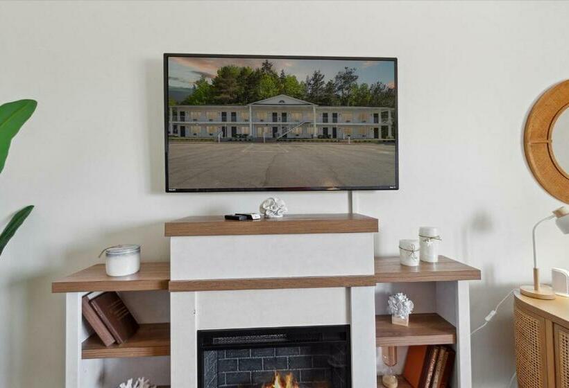 هاستل Perfect Lake View Single King Private Fireplace