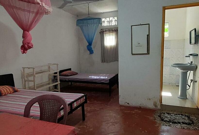 G M W Hostel
