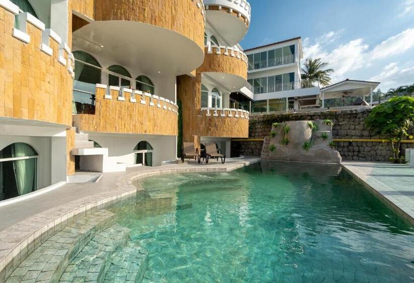هتل Castle Patong Amazing Private Pool Villa In Great Location Of Patong