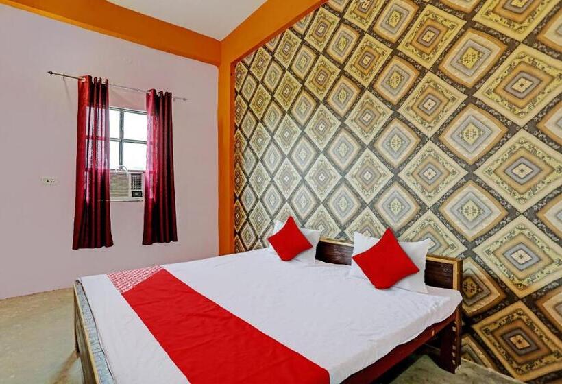 فندق Oyo Flagship 81496 Goldy Palace