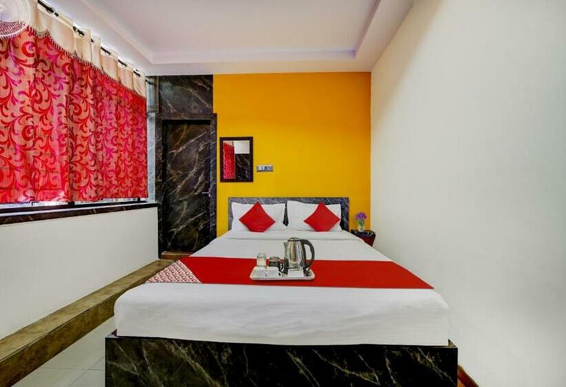 Hotel Oyo Flagship Navarang Residency
