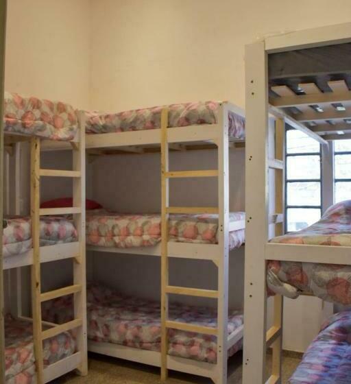 Hostel San Rafael Bed & Breakfast