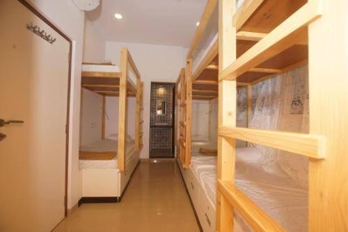 Pennywise Homestay Hostel