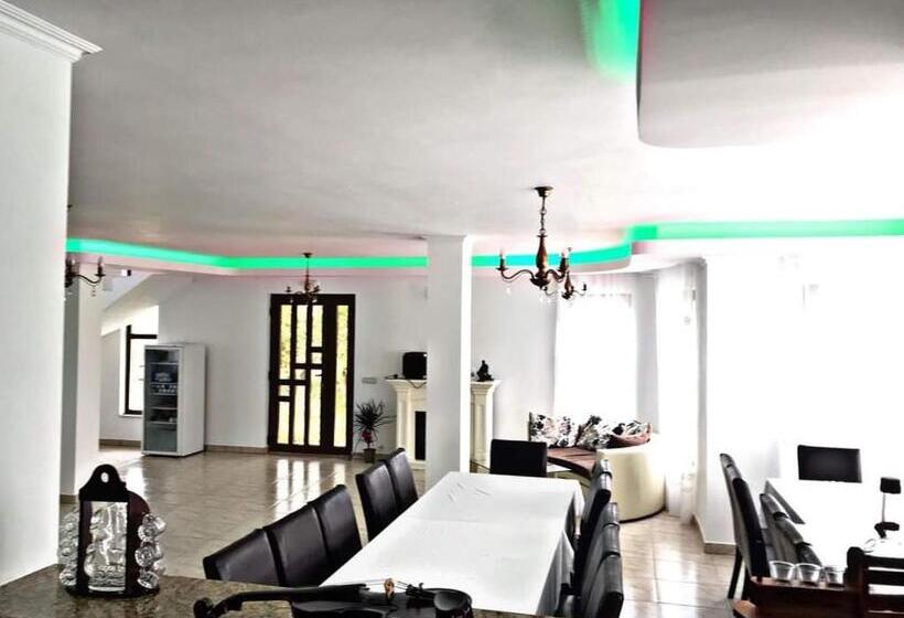 بنسيون La Casa Alana