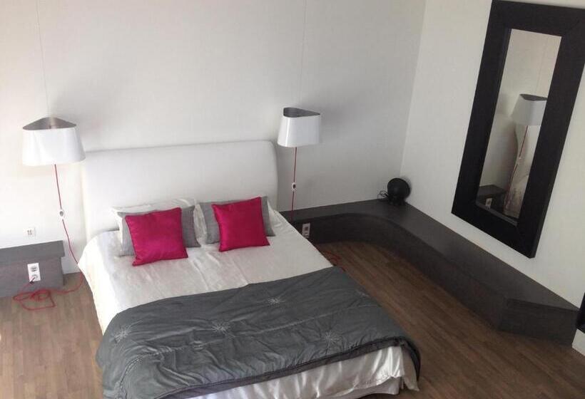 تختخواب و صبحانه Chambres D'hotes Deluxe Jacuzzi Mas De L'etoile