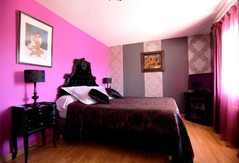 تختخواب و صبحانه La Villa Léa