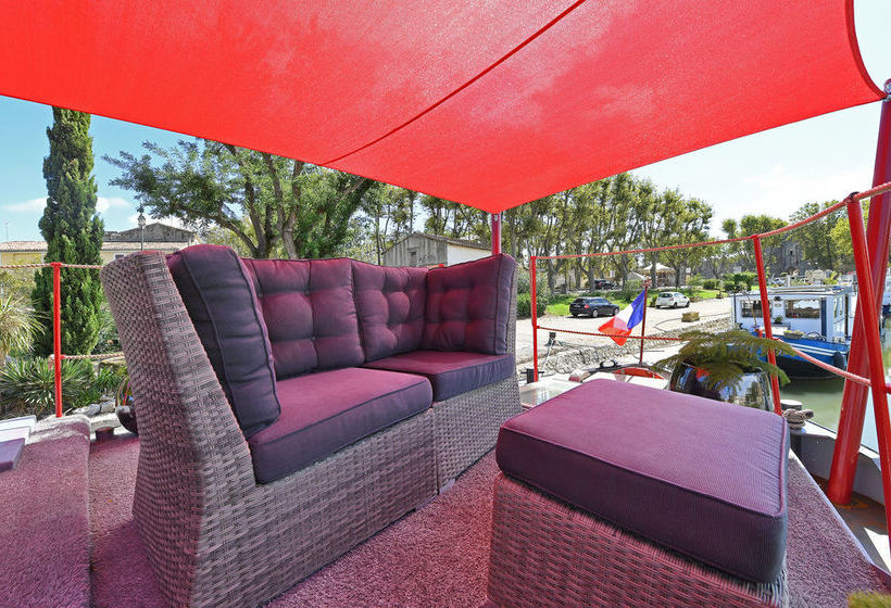 تختخواب و صبحانه Péniche Tic Et Tac