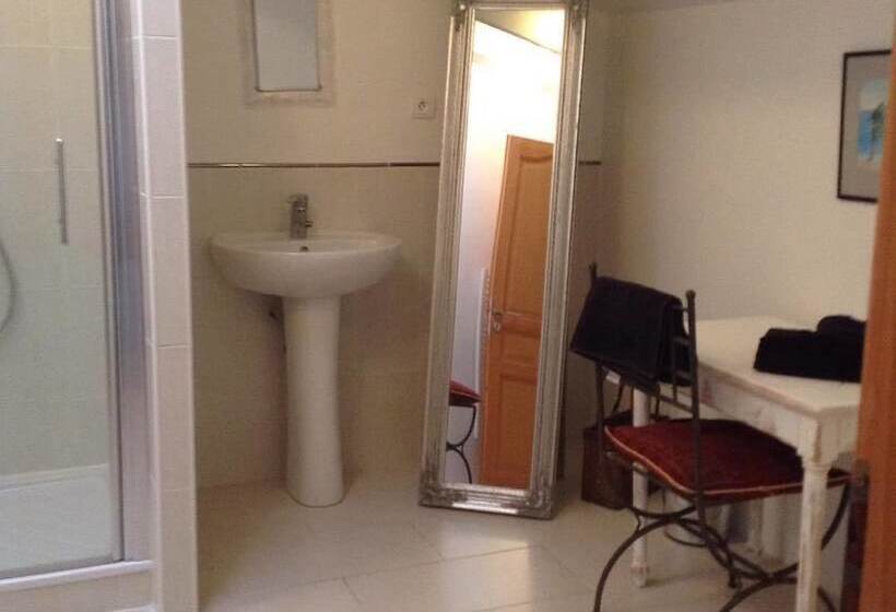 Gite Du Calme 3 Star Bed & Breakfast Cognac