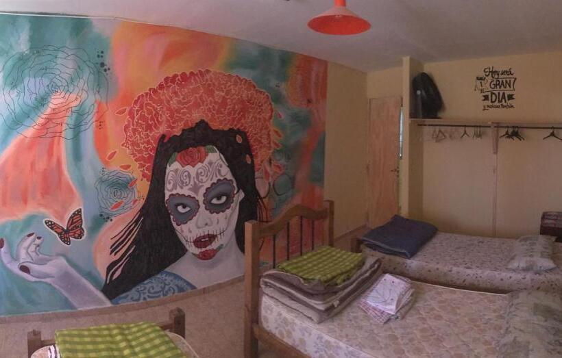 Lemon Tree Hostel