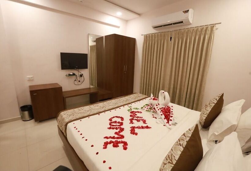فندق Chandan Van Club And Resort   Navsari