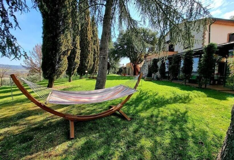 فندق ريفى Poggio La Buca   Agriturismo