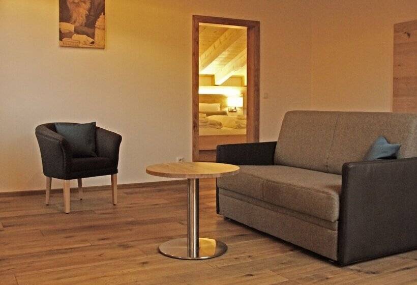 ベッドアンドブレックファースト Mammhofer Suite & Breakfast