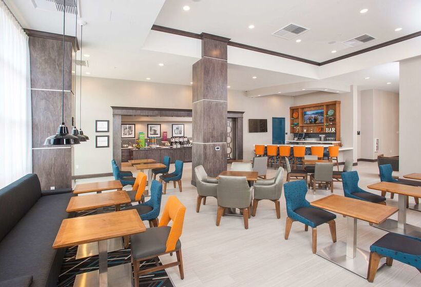هتل Hampton Inn & Suites Lax El Segundo