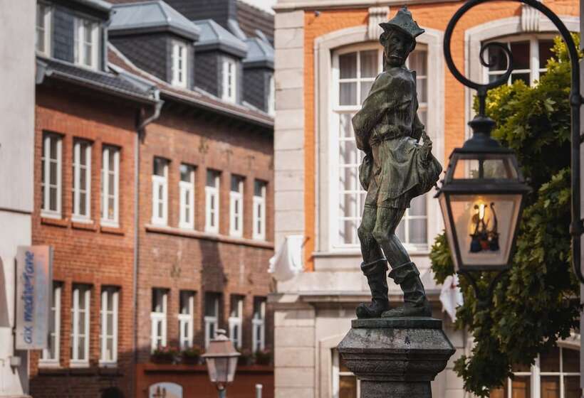 هتل Haus Am Huhnerdieb