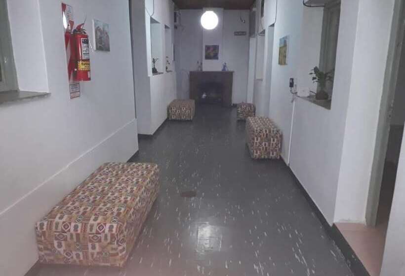 هتل Hostal Amalaya