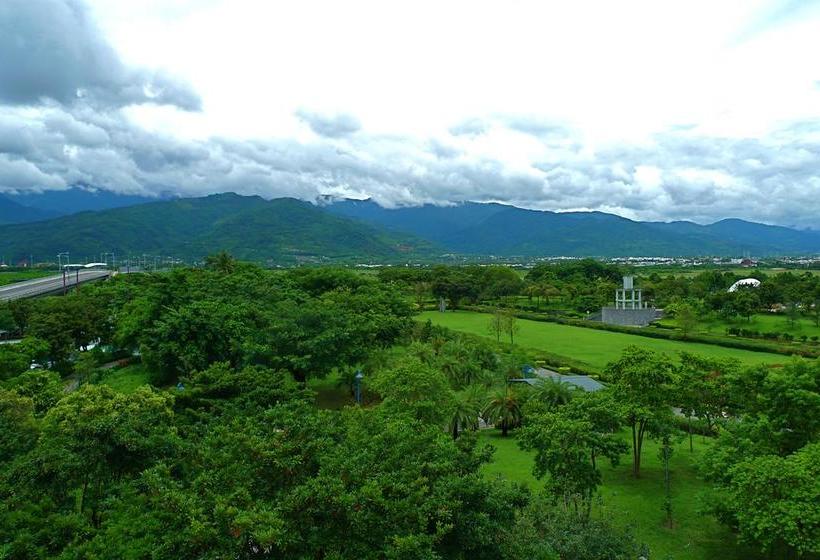 هتل Taitung Cultural Excursion Resort