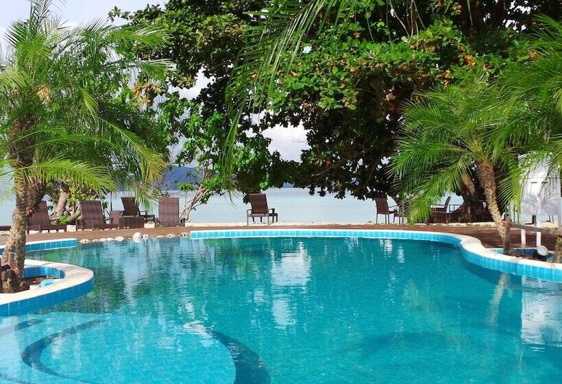 The Reef Resort
