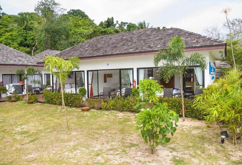 The Reef Resort