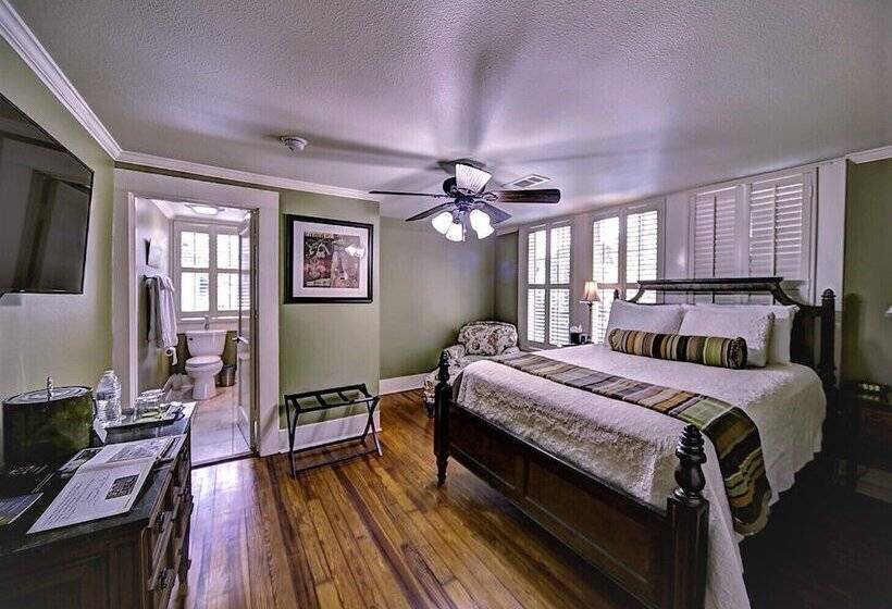 The Good House B&b