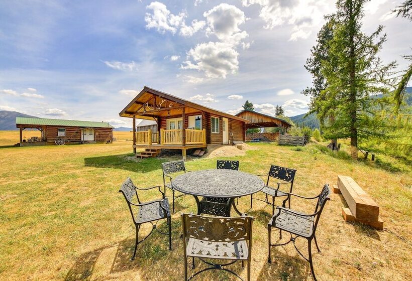 Cozy Farm Cabin   9 Mi To Trout Creek!