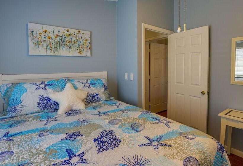 Cozy Jensen Beach Home: Pool Access, Walk To Beach