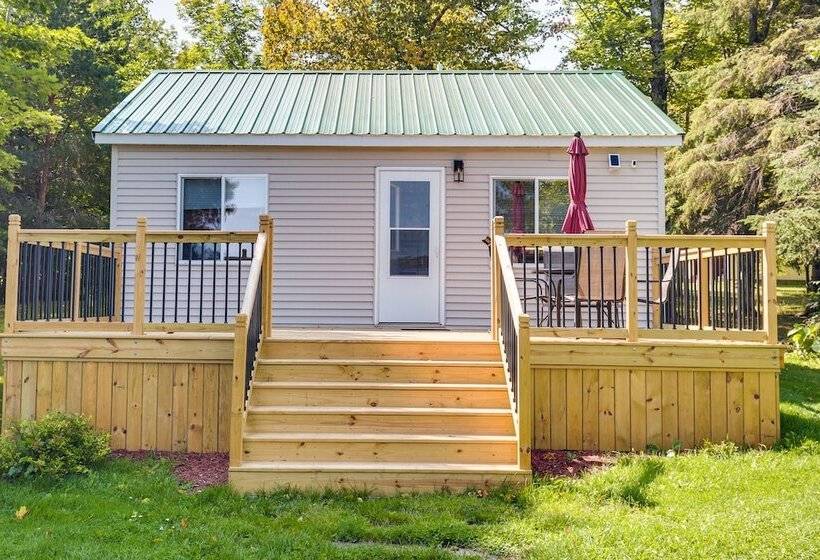 Lakefront Marenisco Cabin W/ Private Dock!