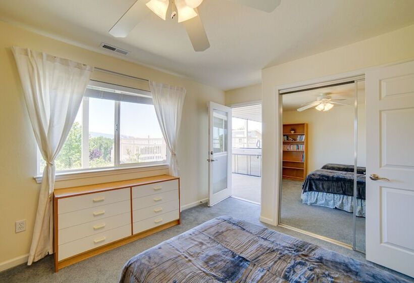 Lakeport Home W/ Stunning Lake & Mountain Views