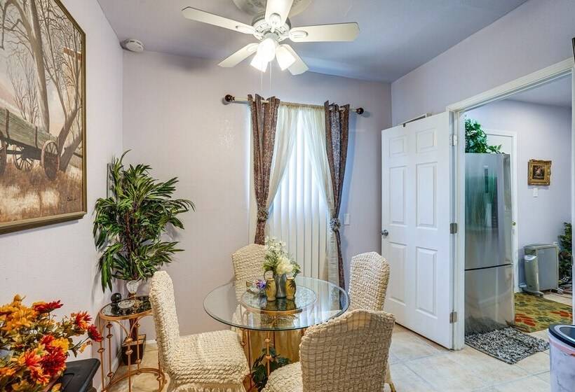 Lush Vallejo Cottage   20 Mi To Napa Wineries