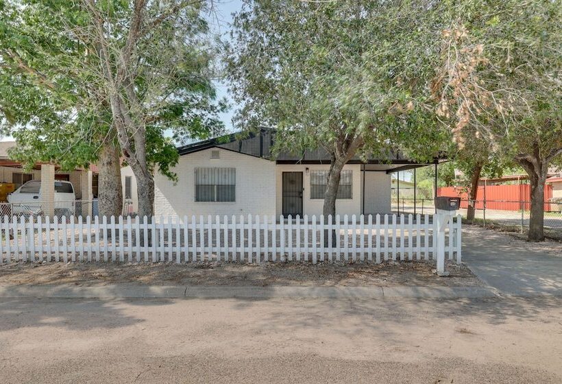Modern Home In Edinburg: Half Mi Walk To Utrgv!