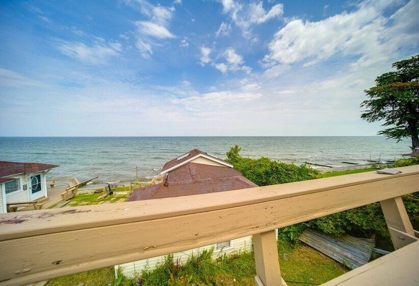 Pet Friendly Lake Erie Cottage   Walk To The Water