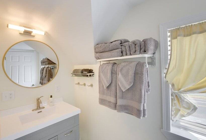 Pet Friendly Montello Home W/ Fire Pit!