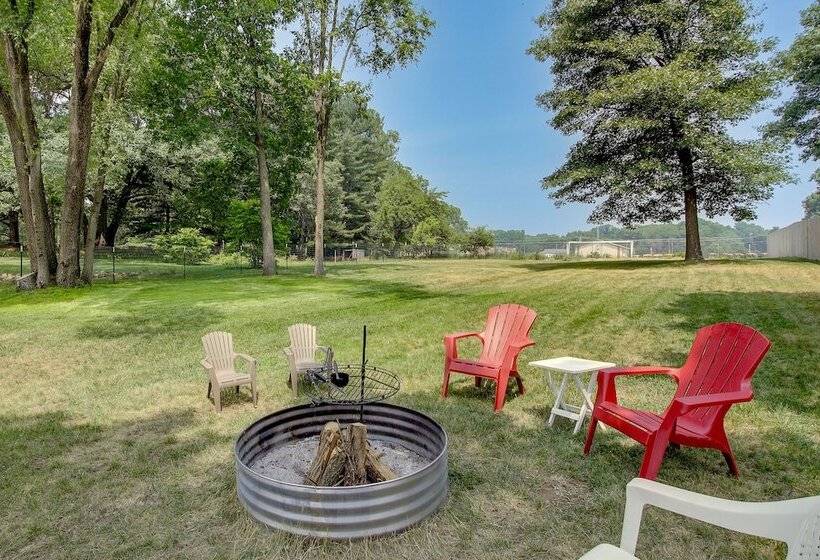 Pet Friendly Montello Home W/ Fire Pit!