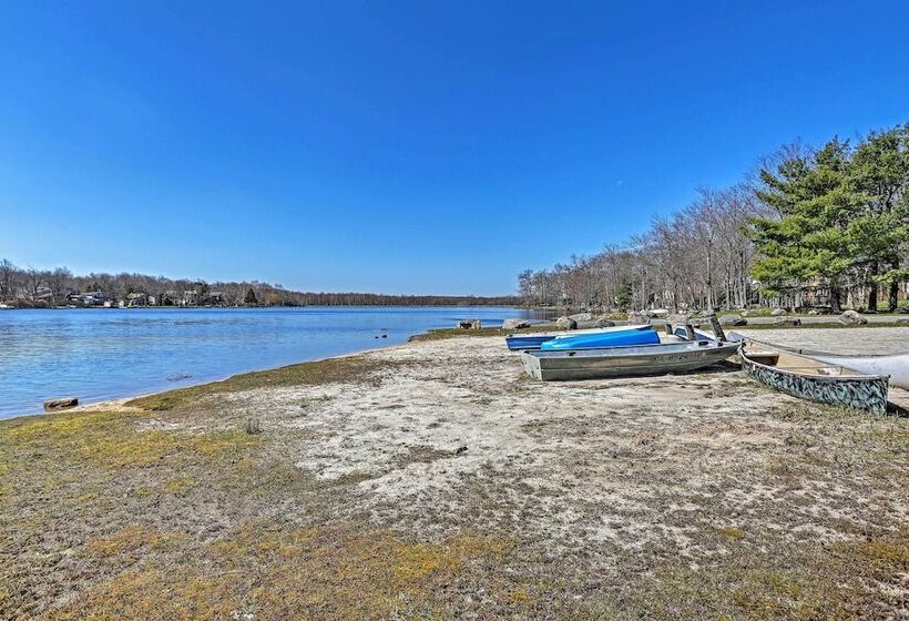 Poconos Vacation Rental W/ Pool & Beach Access!