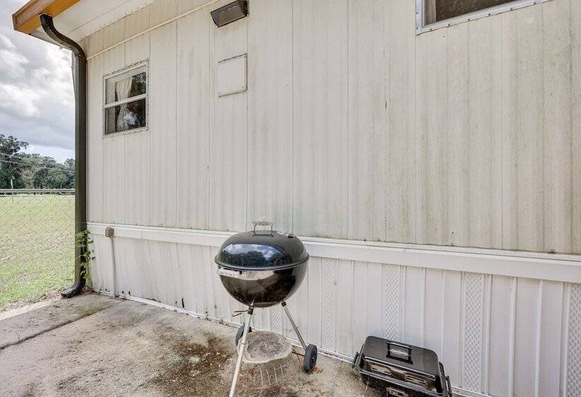 Quiet Crescent City Home W/ Fire Pit, Boat Parking