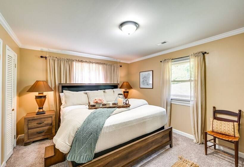 The Travis House At Lantern Springs  On Farm!
